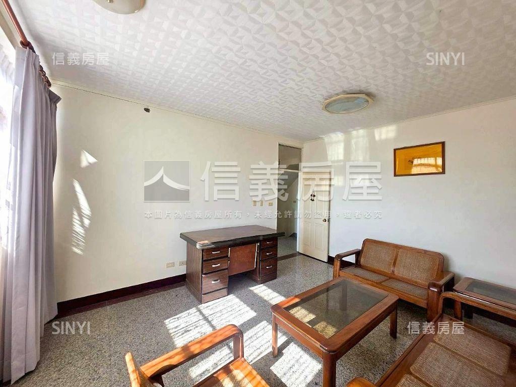 悠居山林大地坪大面寬別墅房屋室內格局與周邊環境