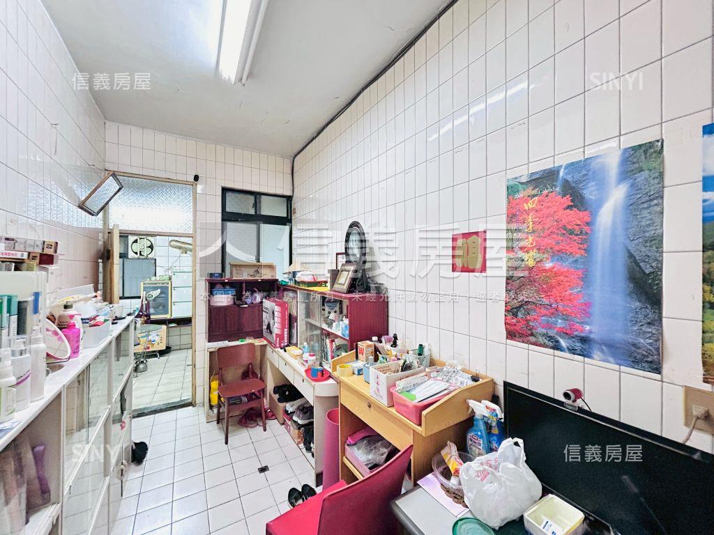 龜山巨蛋旁一樓房屋室內格局與周邊環境