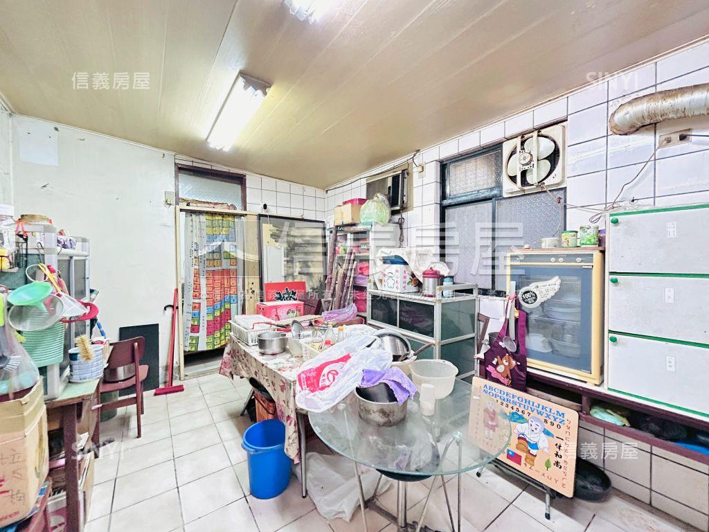 龜山巨蛋旁一樓房屋室內格局與周邊環境