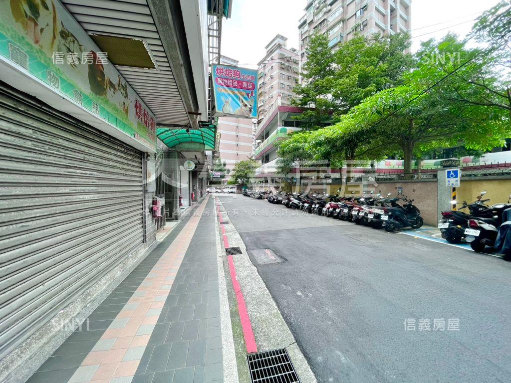 小資成家美電梯陽台套房房屋室內格局與周邊環境