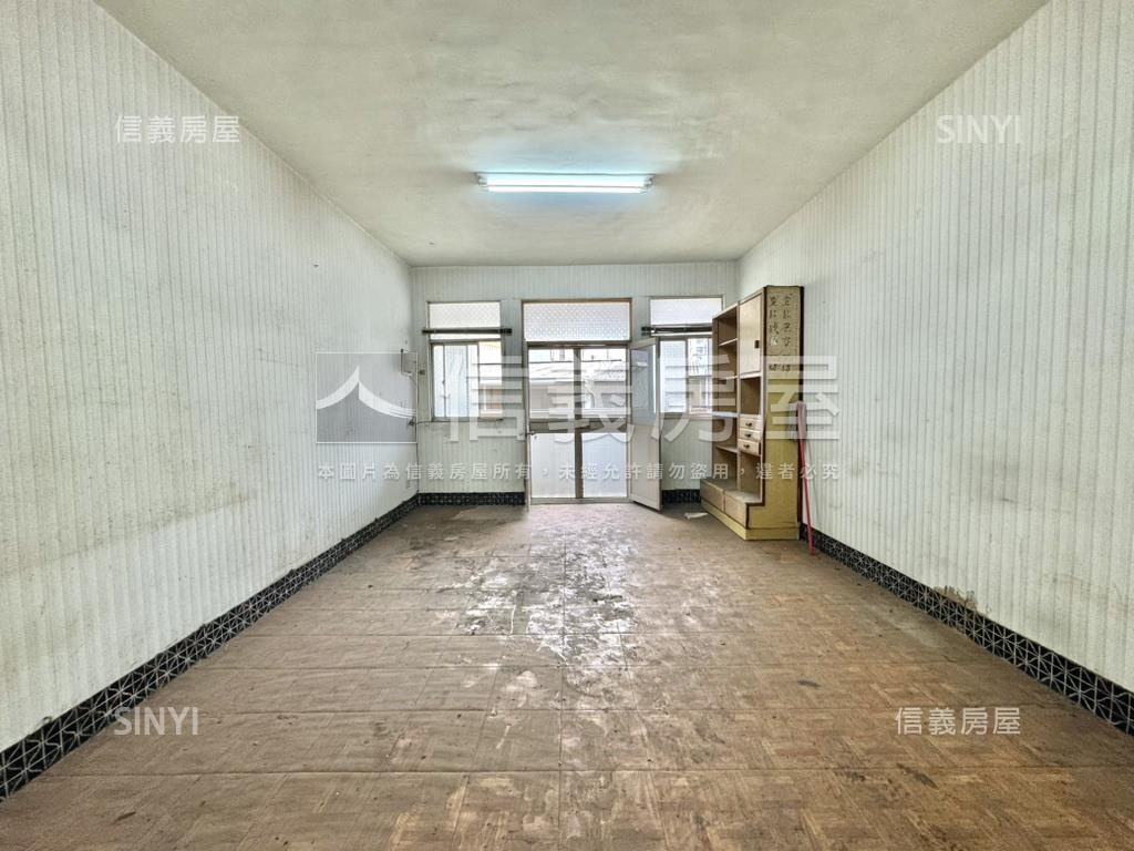 輕軌科工館站旁騎樓美透天房屋室內格局與周邊環境