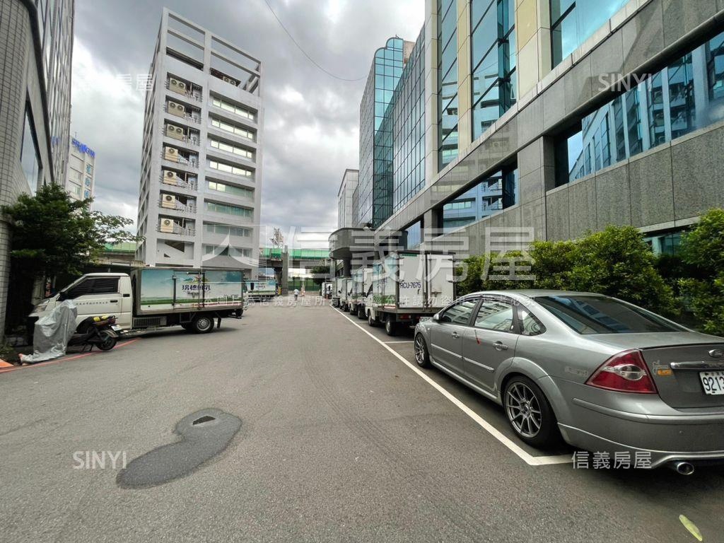 囊括四海●康寧廠辦房屋室內格局與周邊環境