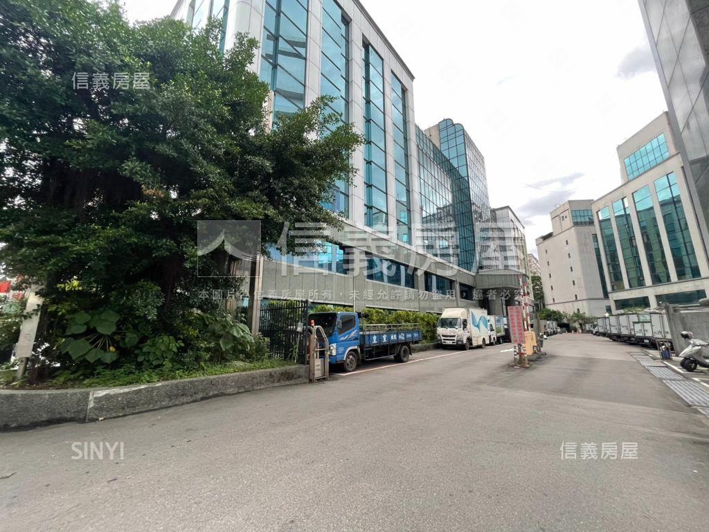 囊括四海●康寧廠辦房屋室內格局與周邊環境