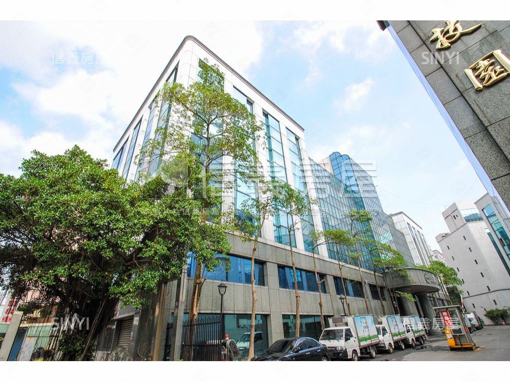 囊括四海●康寧廠辦房屋室內格局與周邊環境