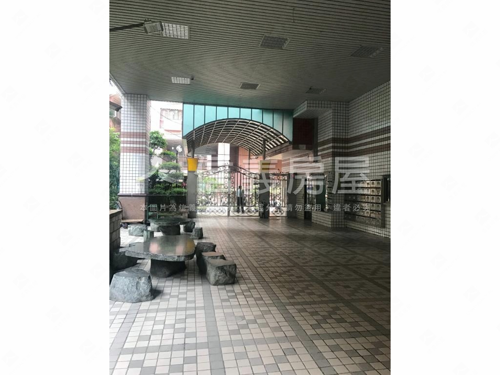 浪漫滿屋２＋１美屋房屋室內格局與周邊環境