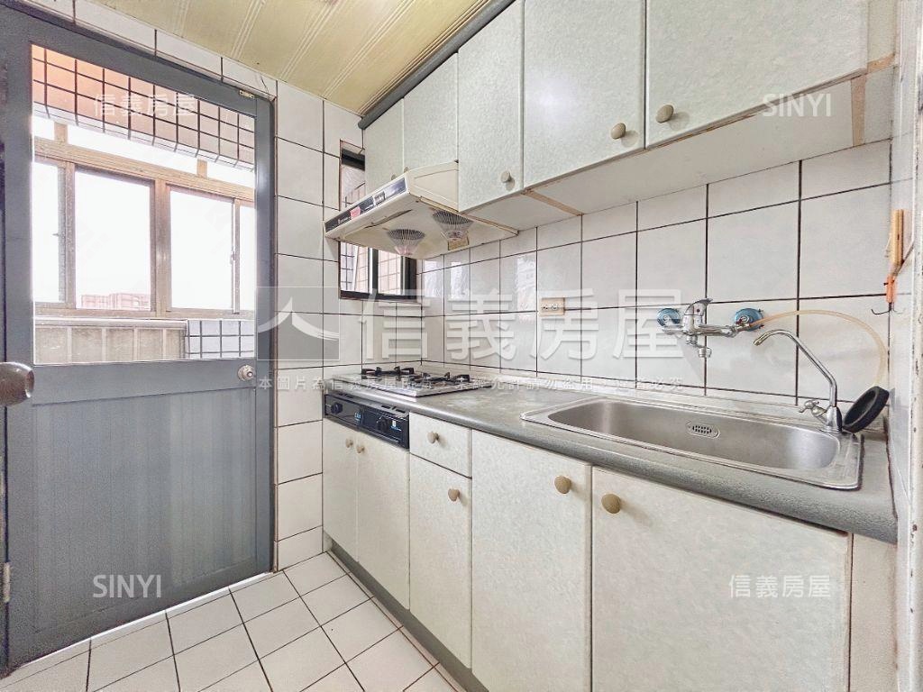 浪漫滿屋２＋１美屋房屋室內格局與周邊環境