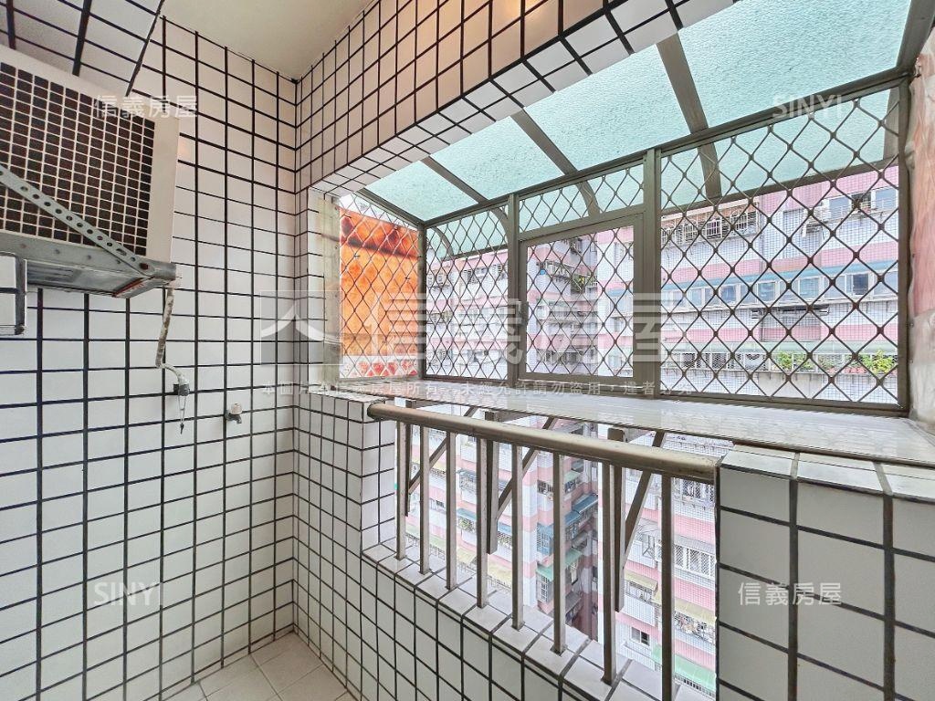 浪漫滿屋２＋１美屋房屋室內格局與周邊環境