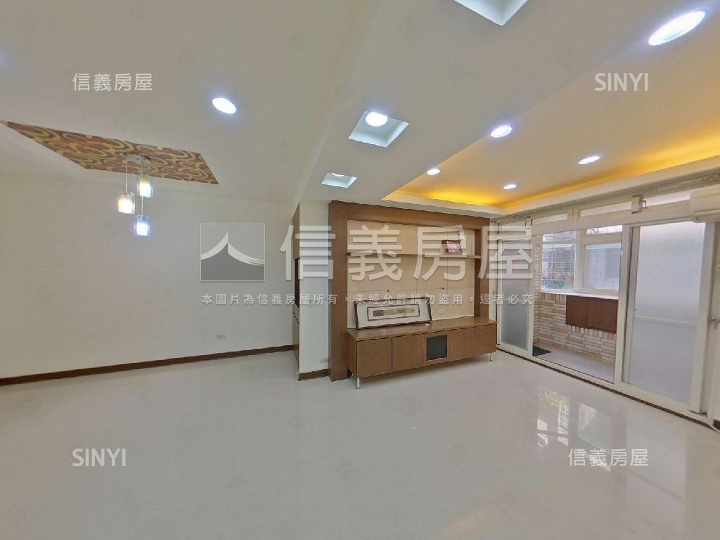 海山捷美妝二樓房屋室內格局與周邊環境