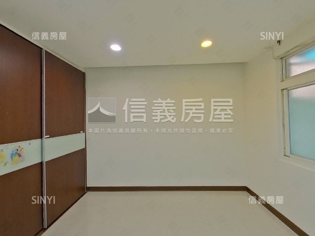 海山捷美妝二樓房屋室內格局與周邊環境