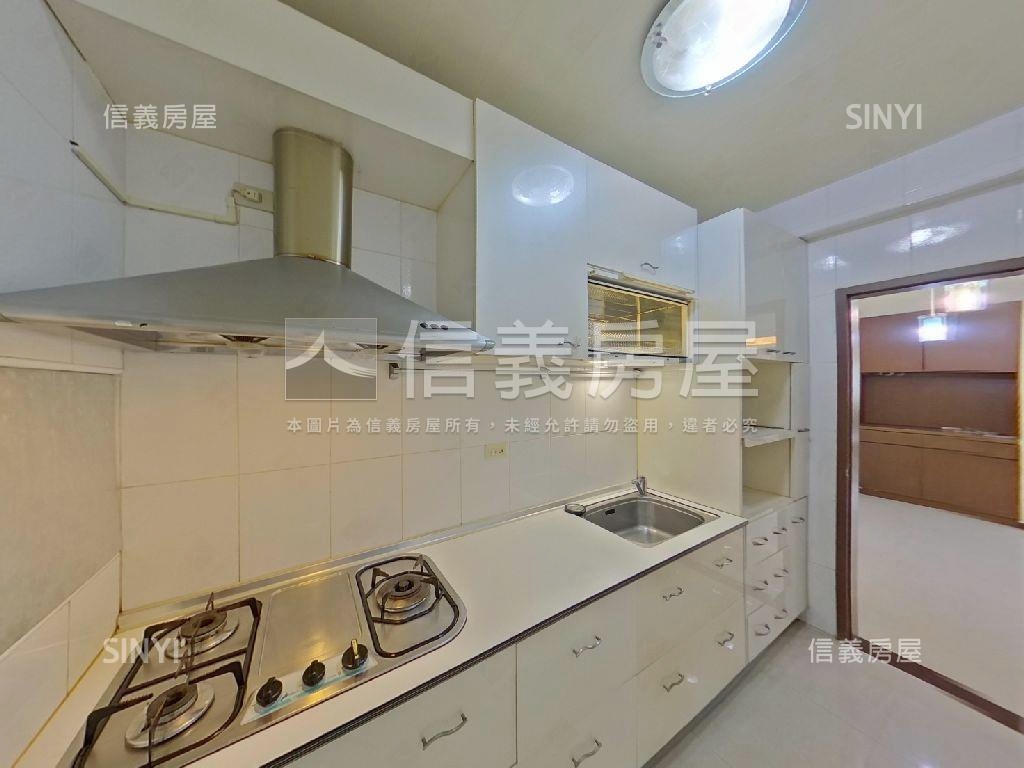 海山捷美妝二樓房屋室內格局與周邊環境