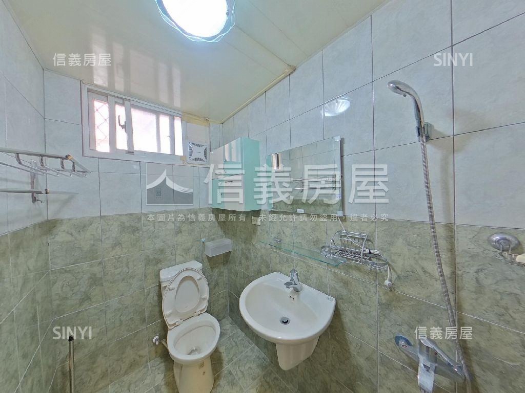 海山捷美妝二樓房屋室內格局與周邊環境