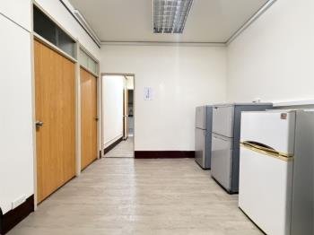 大安近捷運靜巷一樓大空間