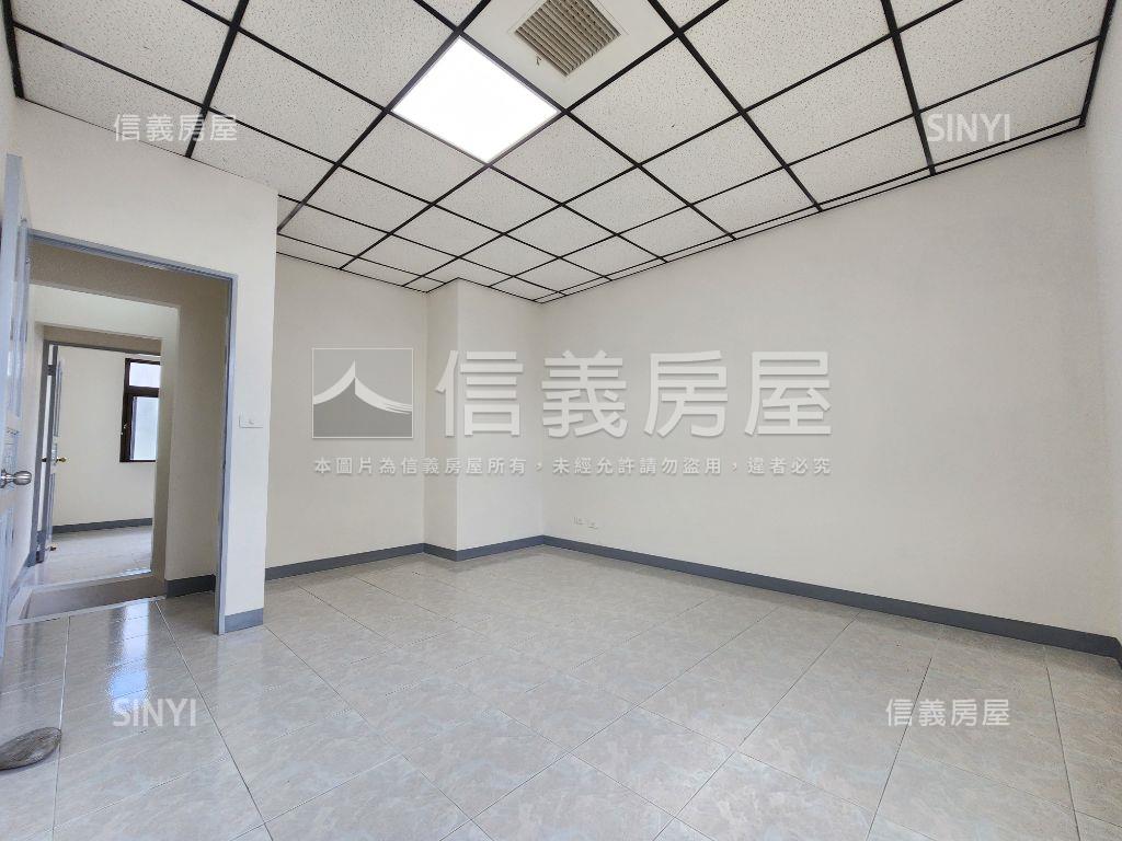 中和精華商圈頂樓加蓋房屋室內格局與周邊環境