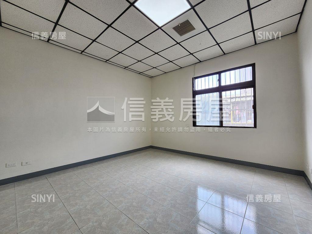 中和精華商圈頂樓加蓋房屋室內格局與周邊環境