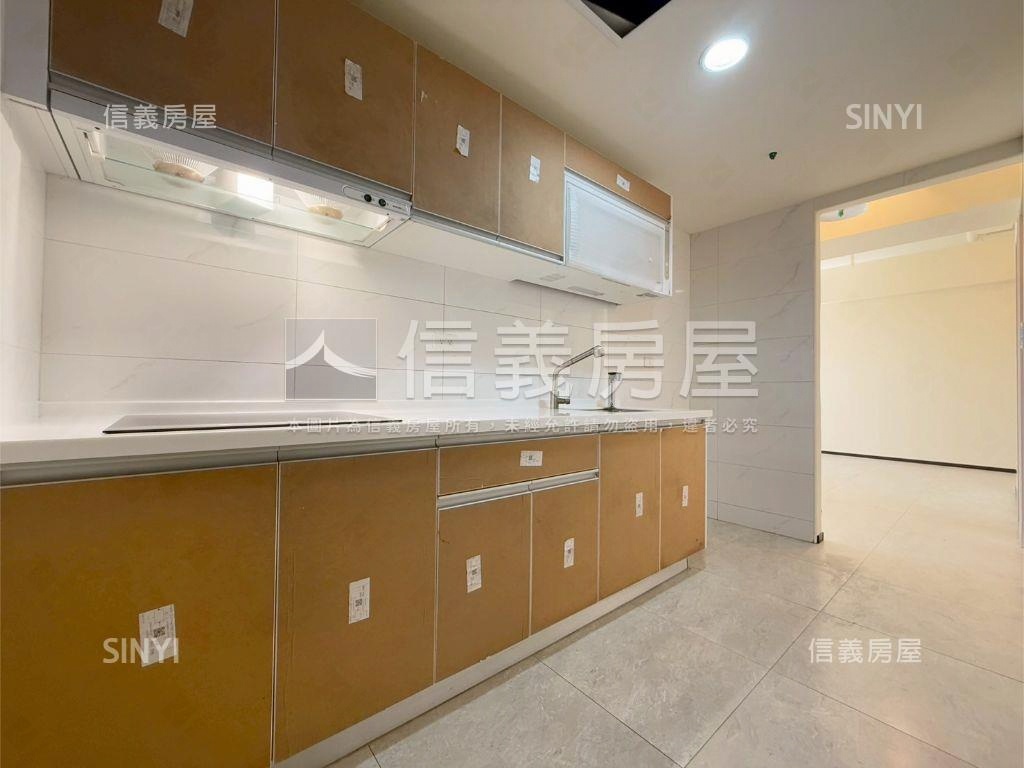 愛琴海★雙面海景四房平車房屋室內格局與周邊環境