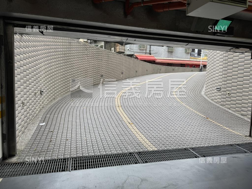 景觀武泰臻和三房平面車位房屋室內格局與周邊環境