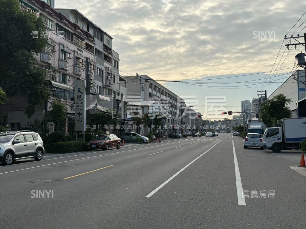 仁武大面寬方正土地房屋室內格局與周邊環境