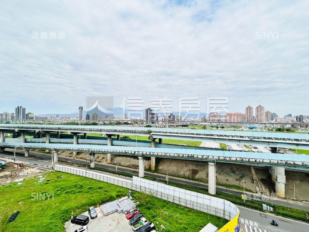 優質裝潢輕鬆住新２房車位房屋室內格局與周邊環境