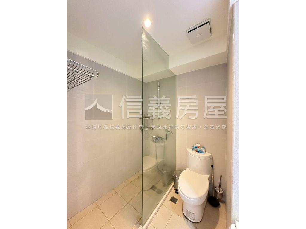 博星優郡高樓三房平車房屋室內格局與周邊環境