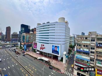 忠孝市景明亮邊間住辦