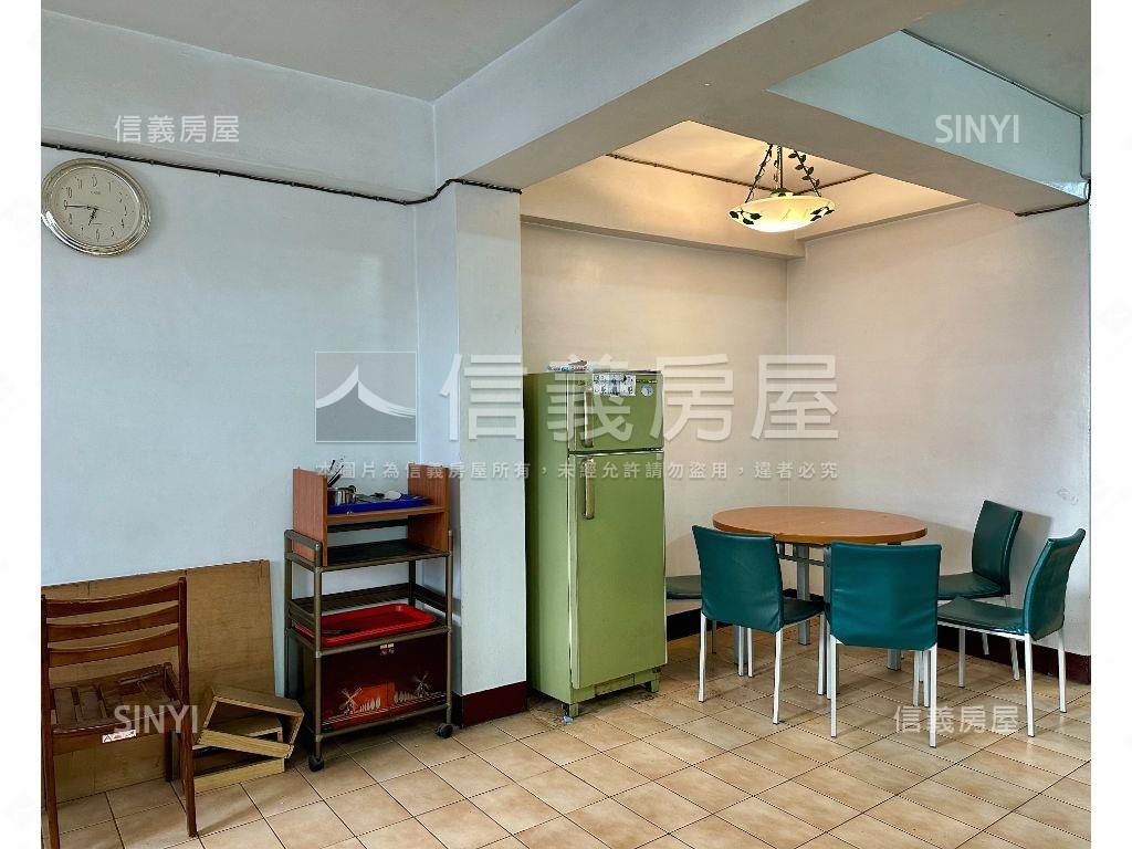 近逢甲商圈四房房屋室內格局與周邊環境