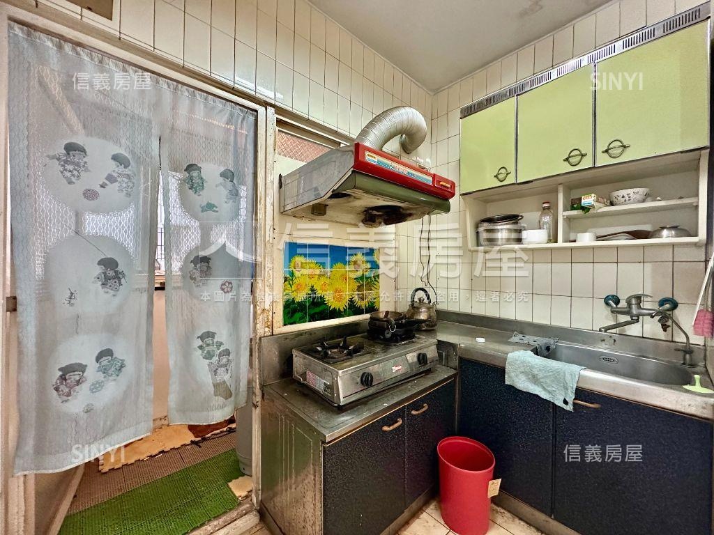 近逢甲商圈四房房屋室內格局與周邊環境