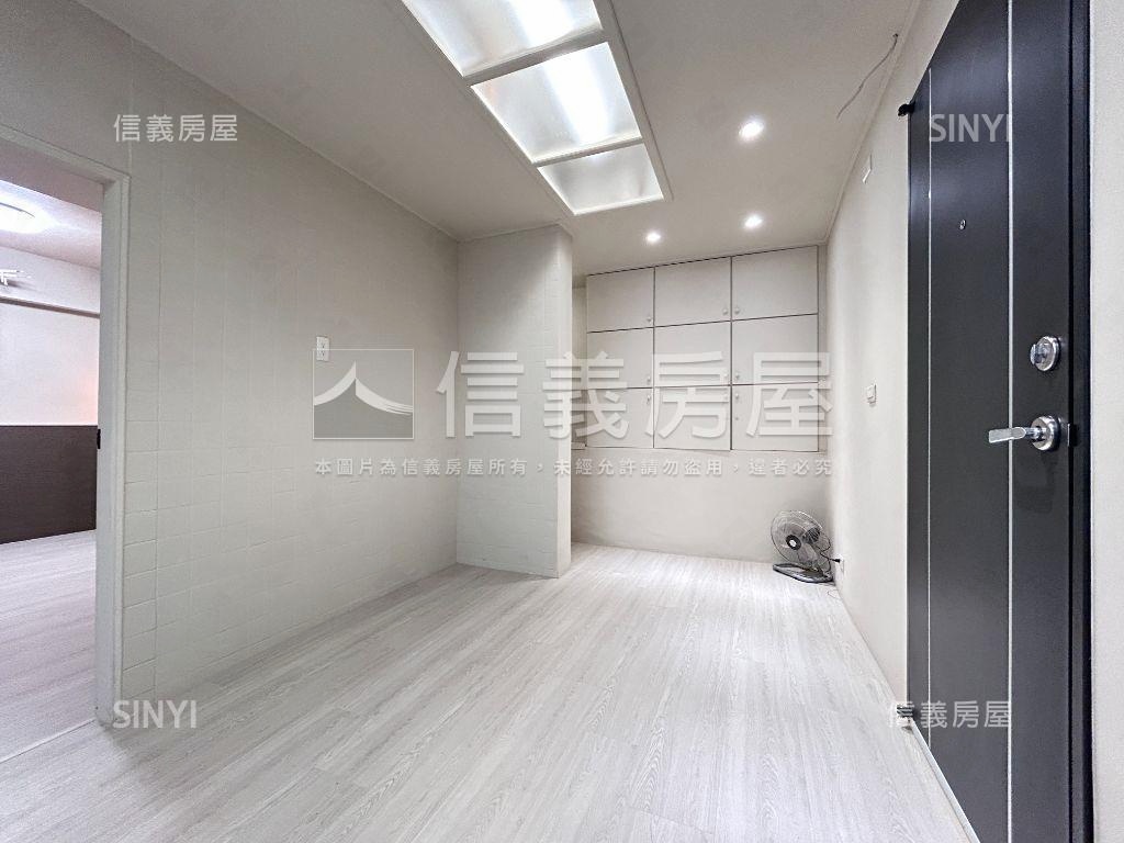 萬芳醫院美妝三樓房屋室內格局與周邊環境