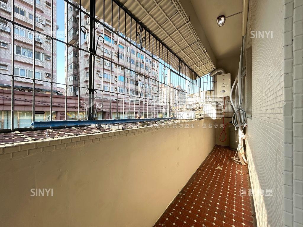 萬芳醫院美妝三樓房屋室內格局與周邊環境