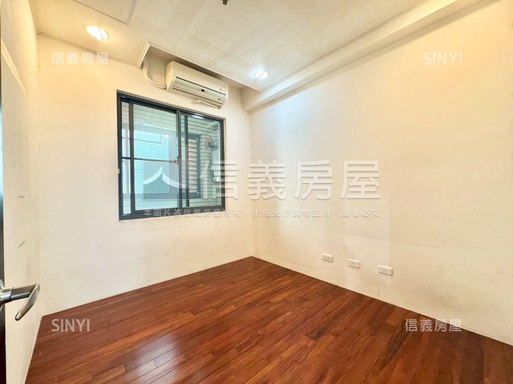 專任興大觀次頂樓三房平車房屋室內格局與周邊環境