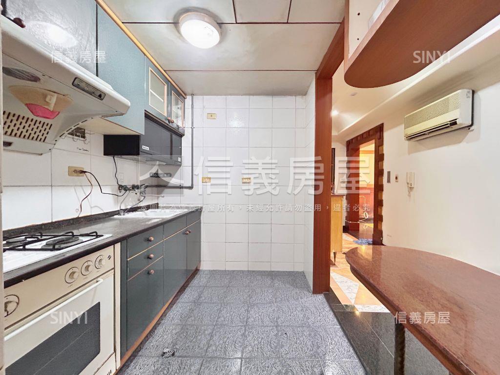 富綠旺。歐式古典美屋房屋室內格局與周邊環境