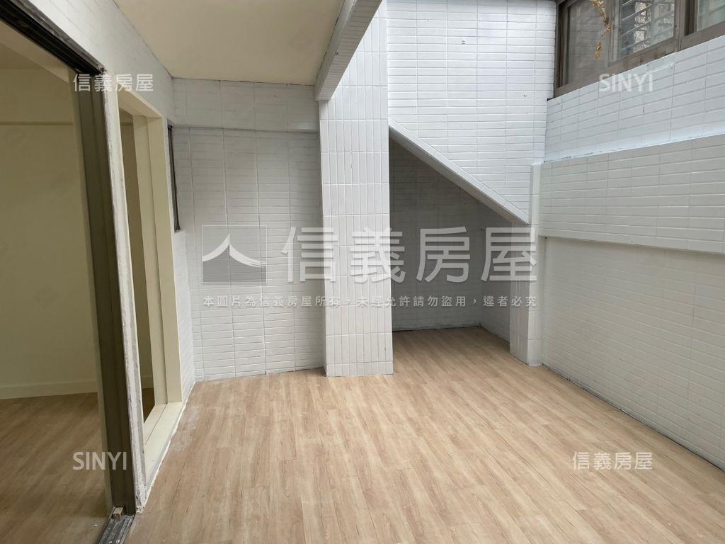 麗山學區樓中樓房屋室內格局與周邊環境
