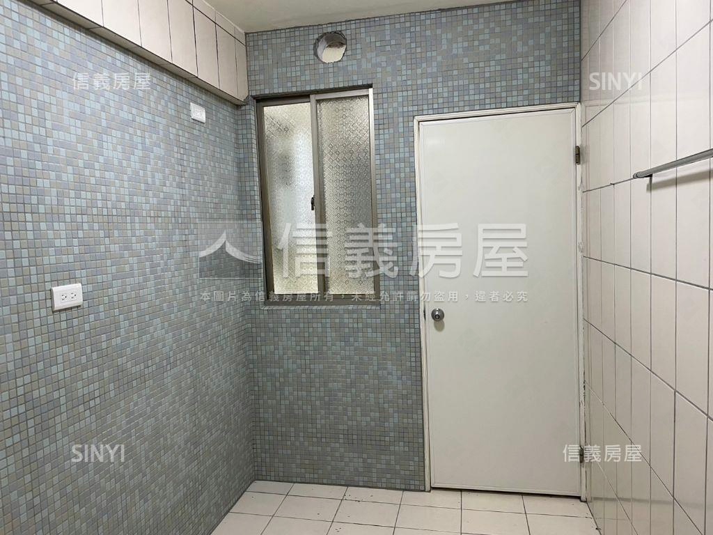 麗山學區樓中樓房屋室內格局與周邊環境