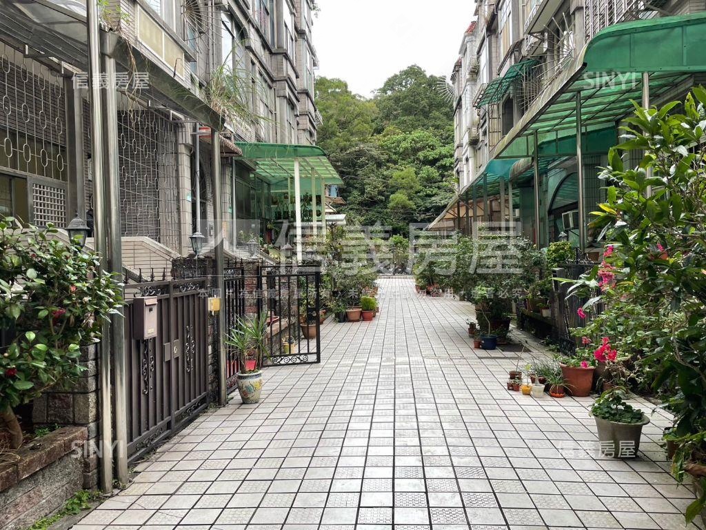 麗山學區樓中樓房屋室內格局與周邊環境