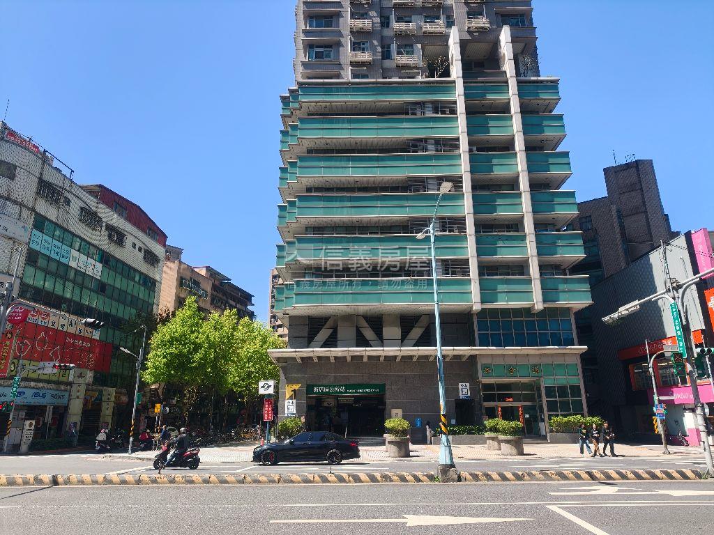 近公所捷運稀有好屋房屋室內格局與周邊環境