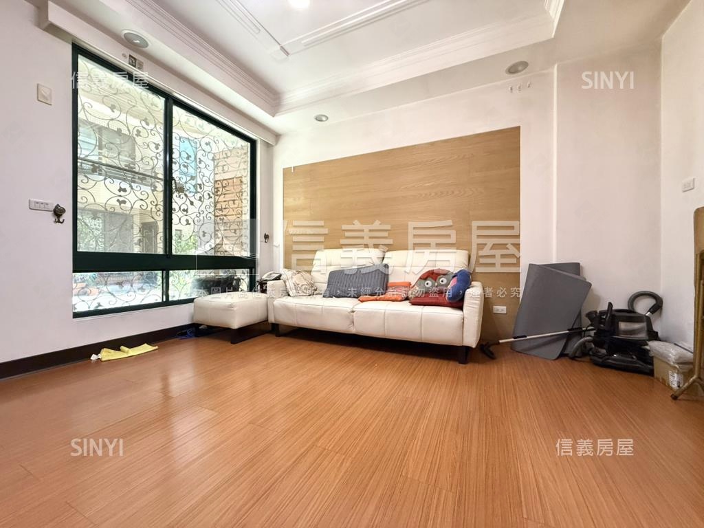 中路重劃稀有優質★星學墅房屋室內格局與周邊環境