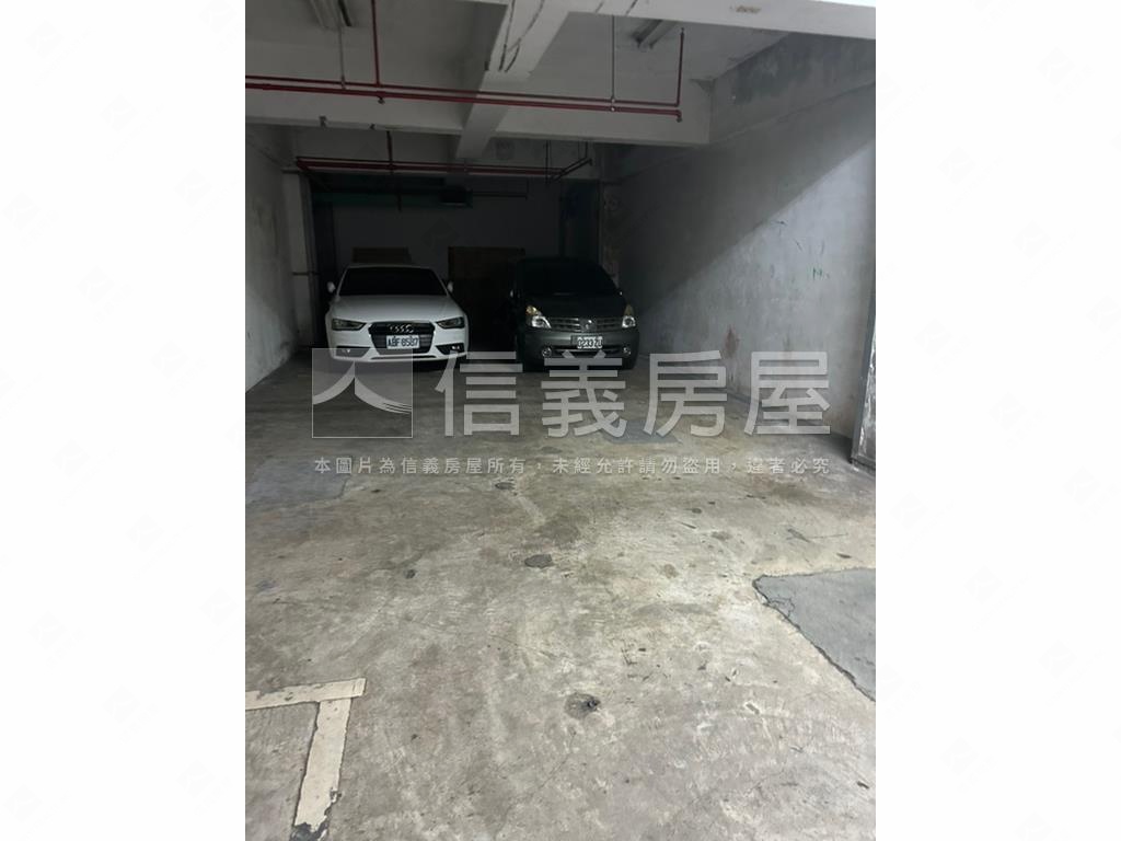 五股工業區電梯整棟廠辦房屋室內格局與周邊環境