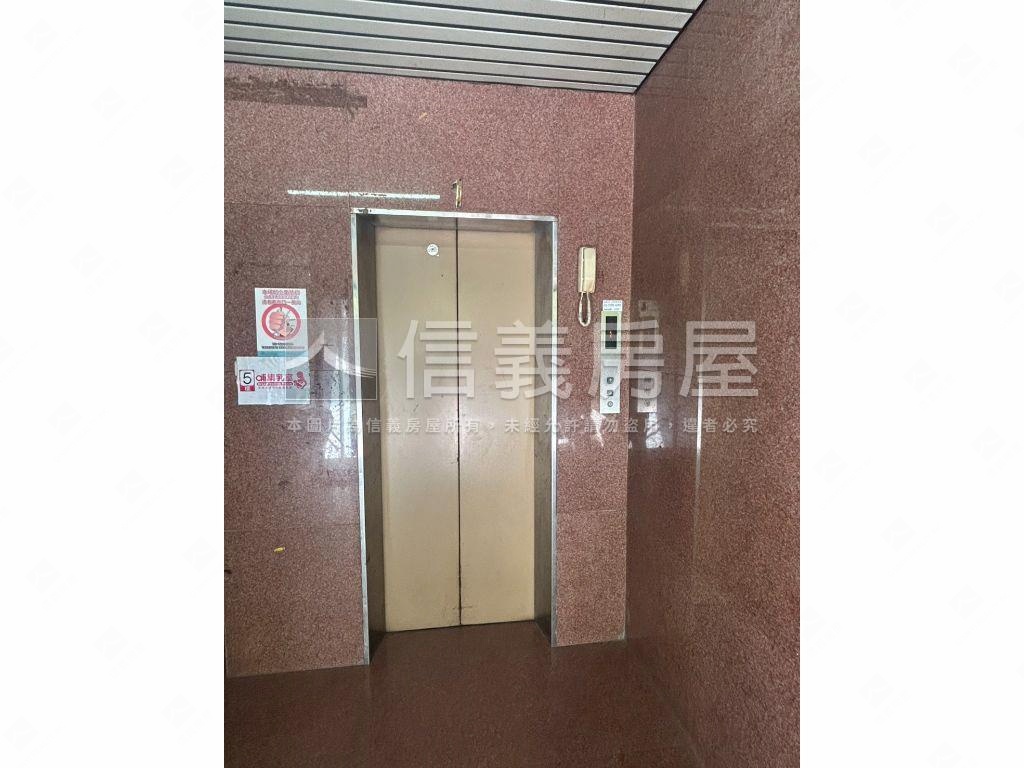五股工業區電梯整棟廠辦房屋室內格局與周邊環境