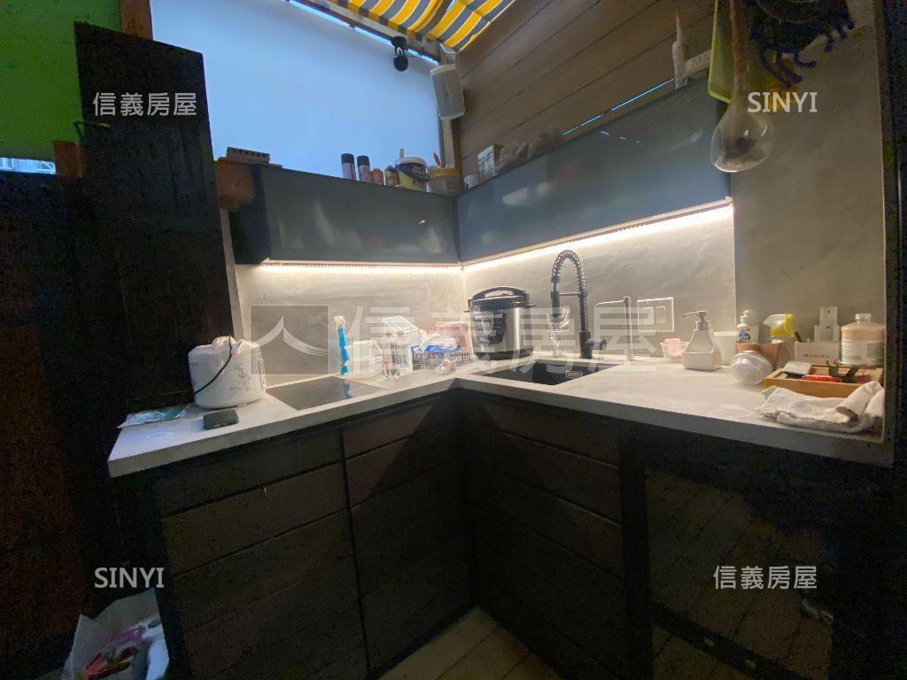 捷運藍線低總價店面房屋室內格局與周邊環境