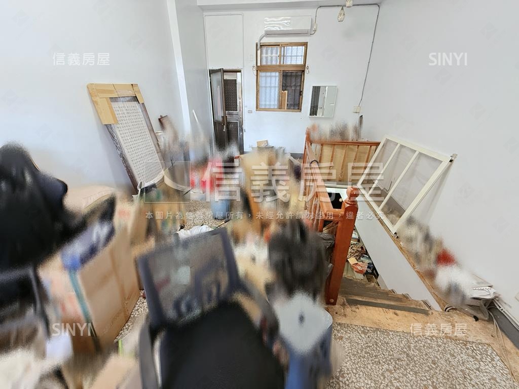 太平近中山路熱鬧金樓店房屋室內格局與周邊環境