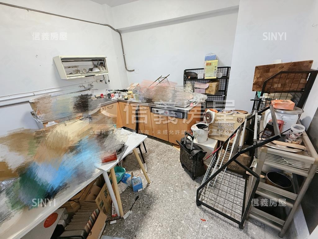 太平近中山路熱鬧金樓店房屋室內格局與周邊環境