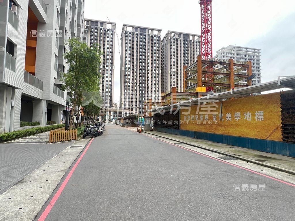 大同莊園３高樓美景車位房屋室內格局與周邊環境