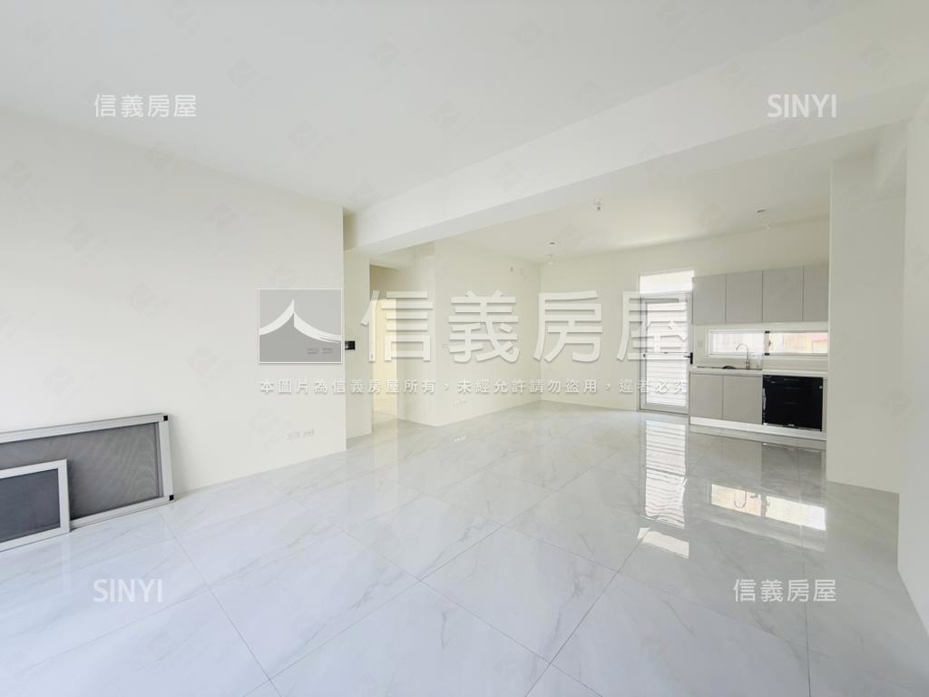 東區光華新三房平車Ａ房屋室內格局與周邊環境