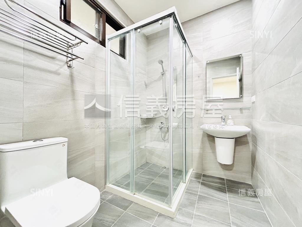 捷運雙語國小裝潢１樓房屋室內格局與周邊環境