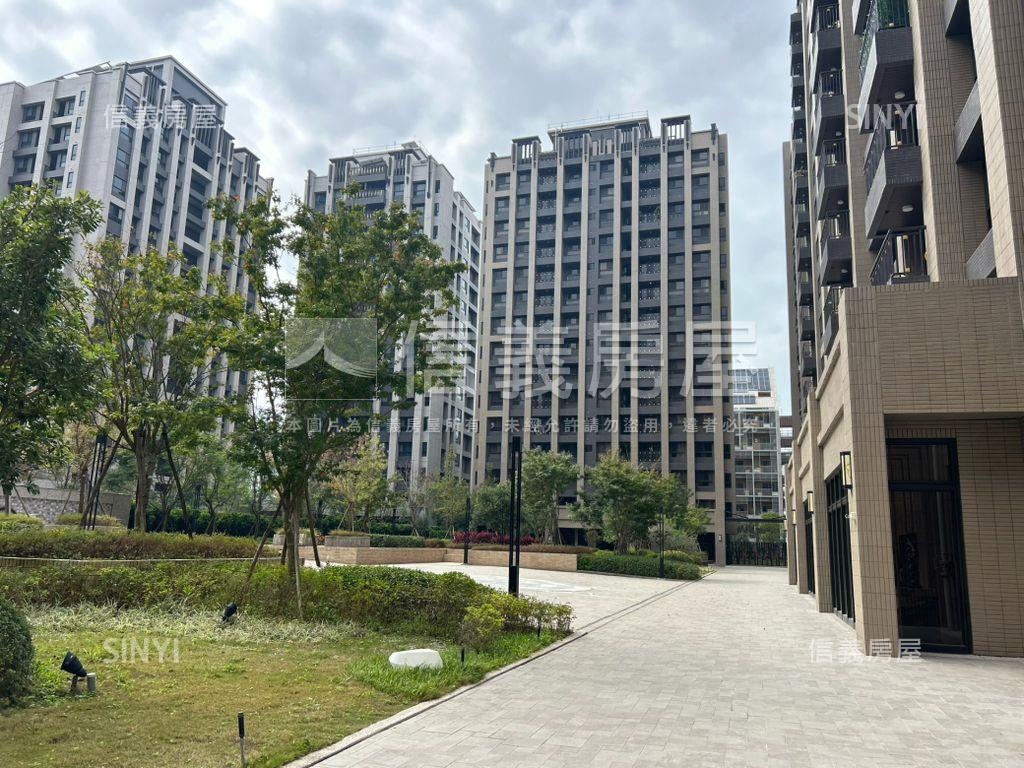 佳展大展高樓視野四房喔房屋室內格局與周邊環境