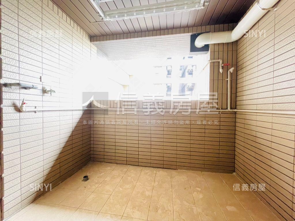 佳展大展質感社區高樓四房房屋室內格局與周邊環境