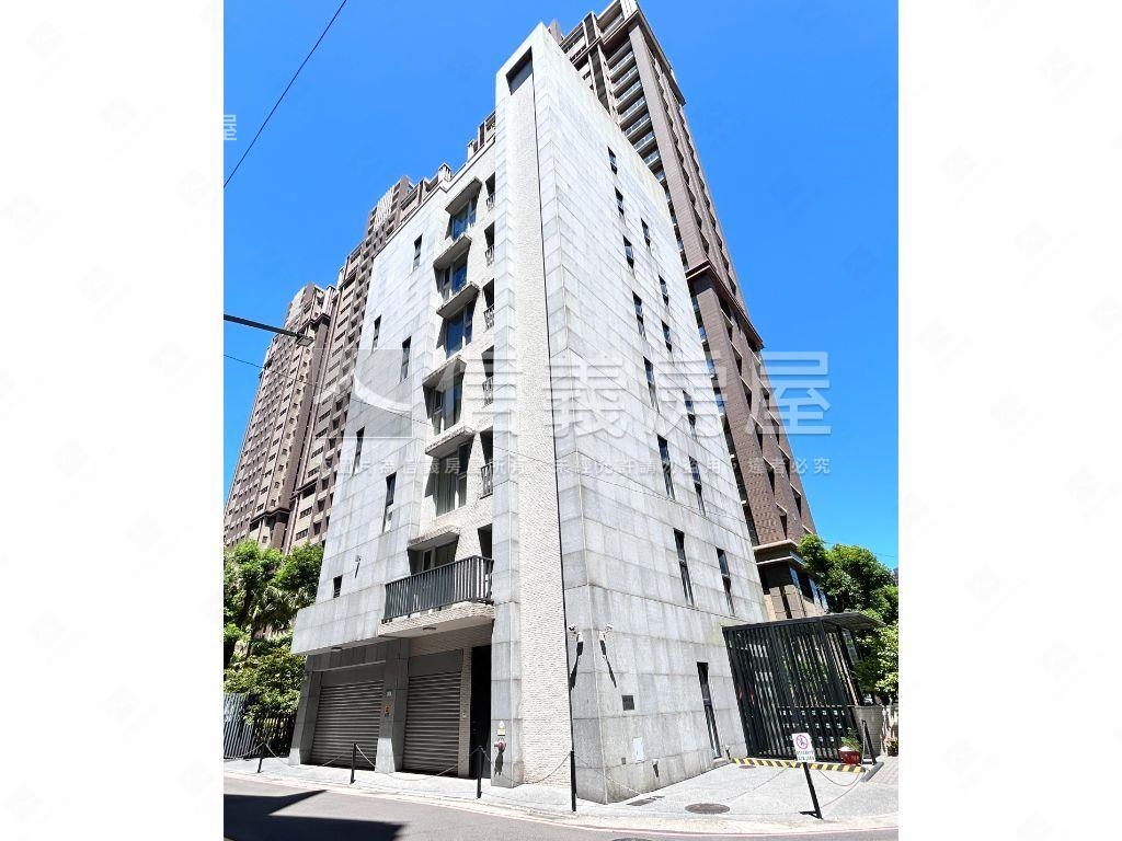 １２．６２坪精美套房房屋室內格局與周邊環境