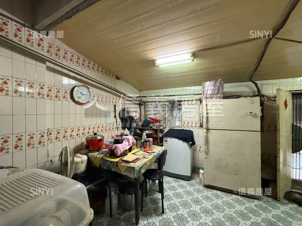 捷運信義安和靜巷置產一樓房屋室內格局與周邊環境