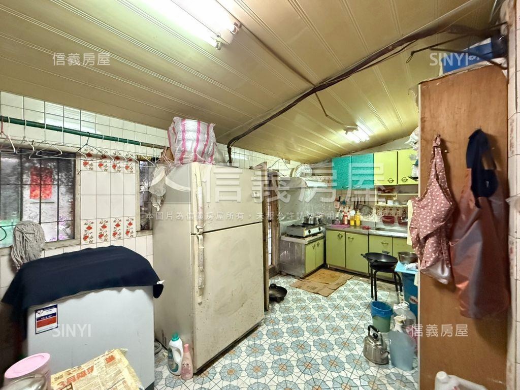 捷運信義安和靜巷置產一樓房屋室內格局與周邊環境