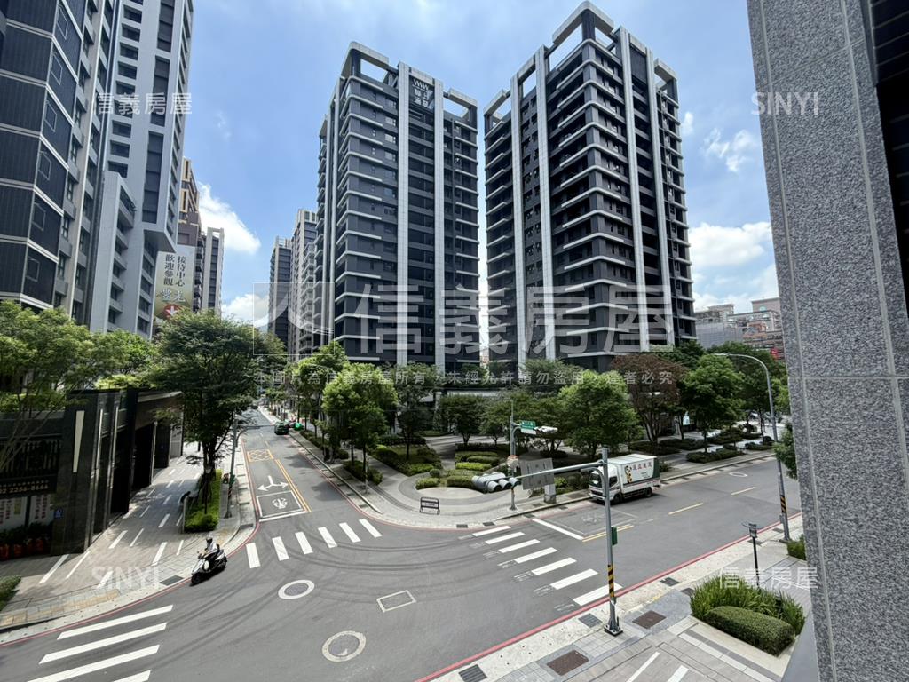 ｛帝景５｝毛胚屋自由規劃房屋室內格局與周邊環境