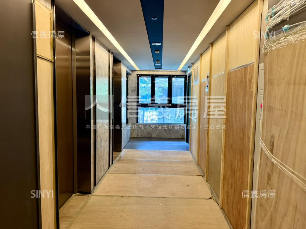 ｛帝景５｝毛胚屋自由規劃房屋室內格局與周邊環境